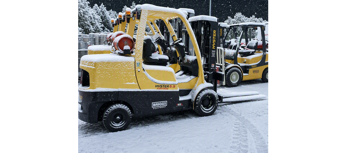 How to Choose the Right Winter Yard Equipment: A Buying Guide for Site & Facilities Managers
